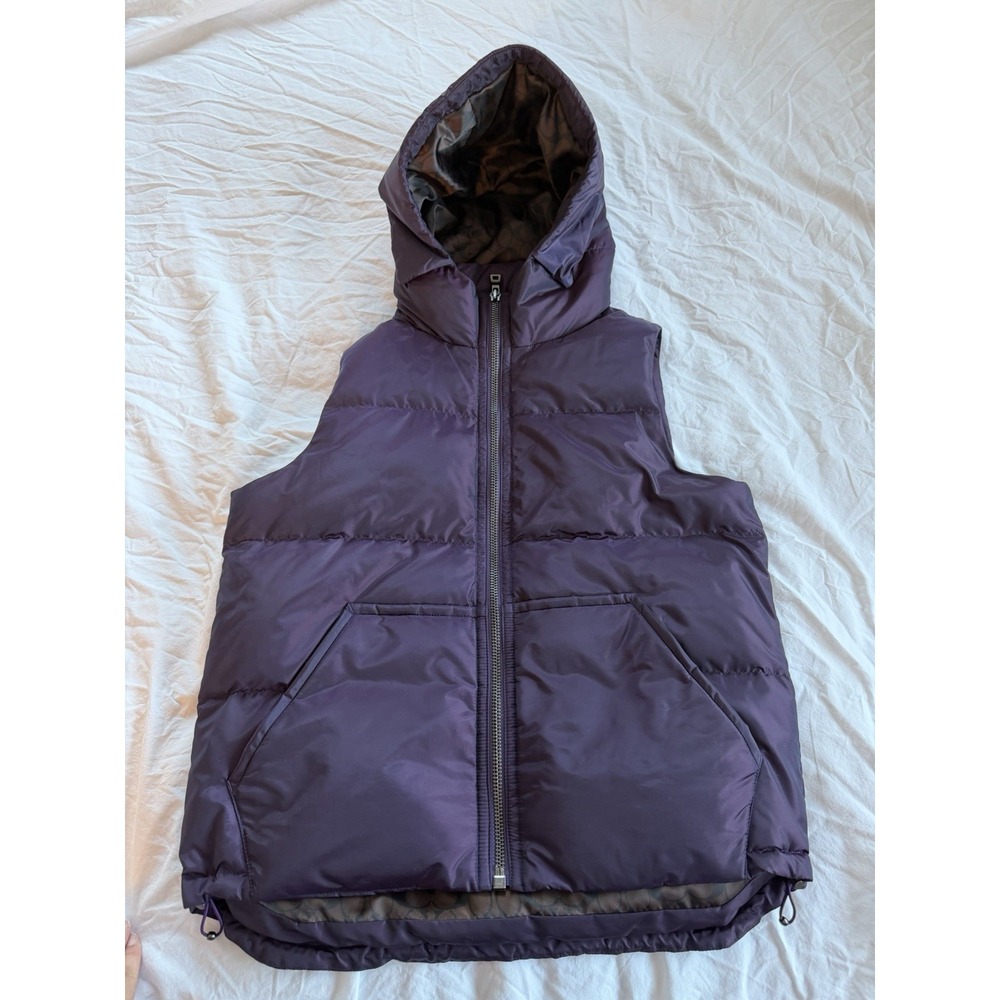 Authentic Coach New York hooded‎ down puffer vest in rich purple.